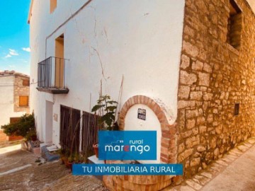 Apartment 3 Bedrooms in Zorita del Maestrazgo