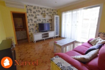 Apartment 4 Bedrooms in Fontetes-La Farigola