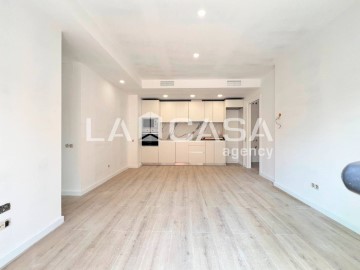 Apartamento 2 Quartos em Llefià - Sant Roc - Artigues