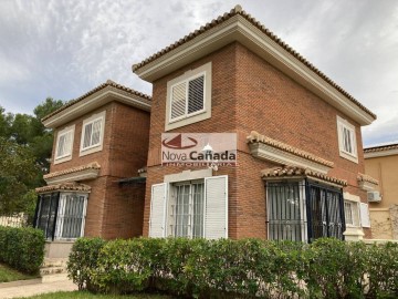 Casa o chalet 3 Habitaciones en La Cañada