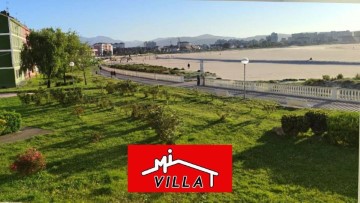 Apartment 2 Bedrooms in Laredo Centro