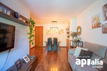 Apartment 3 Bedrooms in Centre-Cordelles