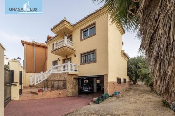 Casa o chalet 4 Habitaciones en Cájar