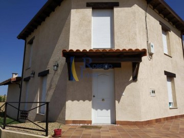 Casa o chalet 3 Habitaciones en Valdemora