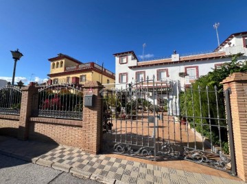 Casa o chalet 5 Habitaciones en Sanlúcar la Mayor