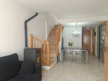 Apartment 3 Bedrooms in Sant Pere de Torelló