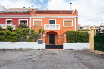 House 6 Bedrooms in Cervantes-Palacio de Deportes