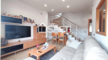 Duplex 3 Bedrooms in Pallejà