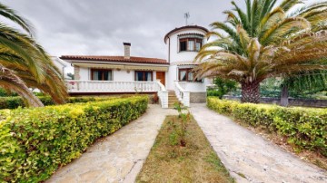 House 5 Bedrooms in Villasana de Mena