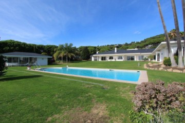 House 8 Bedrooms in Supermaresme