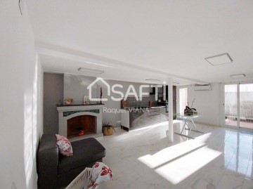 House 5 Bedrooms in Sant Esteve Sesrovires