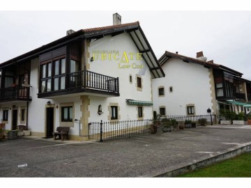 House 4 Bedrooms in Sámano