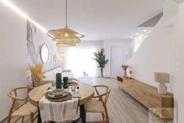 Apartment 2 Bedrooms in Playa del Esparto-Veneziola