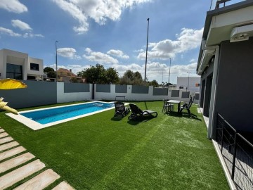 Casa o chalet 4 Habitaciones en San Antonio de Benagéber