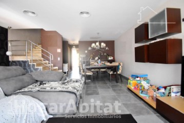 House 5 Bedrooms in Villalonga