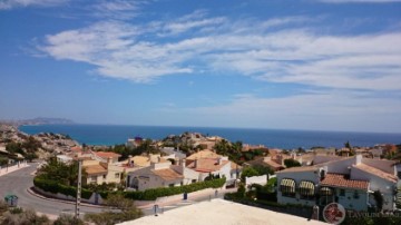 House 4 Bedrooms in Campello Pueblo