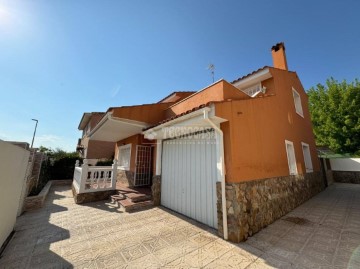 Casa o chalet 4 Habitaciones en Residencial Ontigola