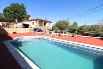 Casa o chalet 3 Habitaciones en Montbarbat