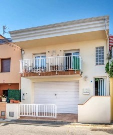 House 3 Bedrooms in Calonge Poble