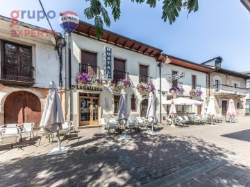 Edificio en Cacabelos