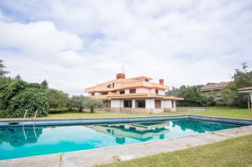 Casa o chalet 6 Habitaciones en Somió - Cabueñes