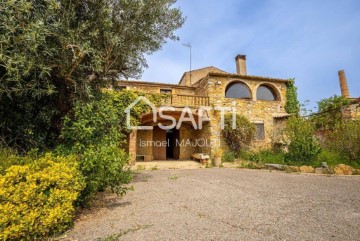 Quintas e casas rústicas 8 Quartos em La Bisbal d'Empordà