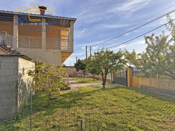 Casa o chalet 5 Habitaciones en O Milladoiro