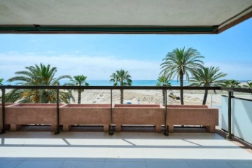 Appartement 4 Chambres à Barri Marítim-Platja de la Paella