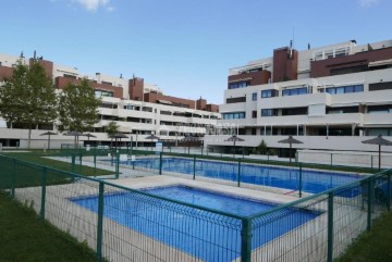 Piso 3 Habitaciones en Sanatorio de Alcohete