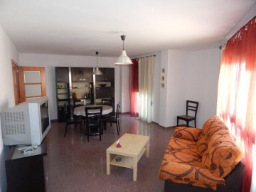 Apartment 4 Bedrooms in Aielo de Malferit