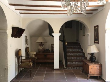 House 9 Bedrooms in Mancha Real