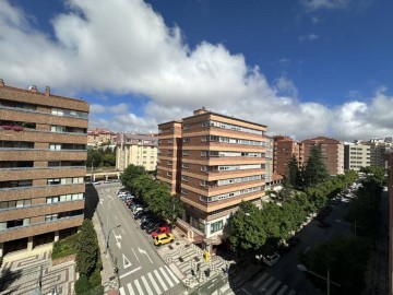 Piso 5 Habitaciones en Zona Polideportivos Asperon - Mariano Vicen