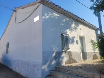 Casa o chalet 4 Habitaciones en Ctra de Villalpando - Urbanización Siglo XXI