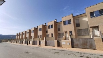 House 3 Bedrooms in Villanueva de las Torres