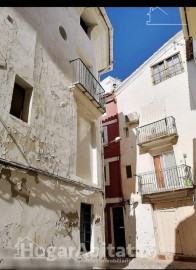 Edificio en Requena