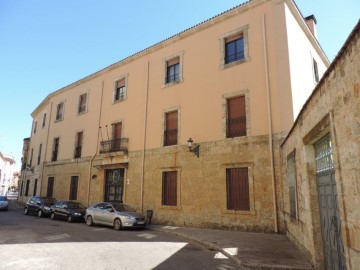 Edificio en Ciudad Rodrigo