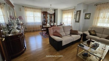 Apartment 3 Bedrooms in Salamanca Centro