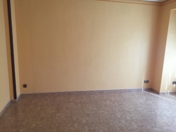 Apartment 3 Bedrooms in Úbeda