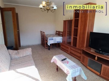 Apartment 4 Bedrooms in El Saso