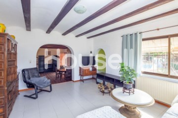 House 5 Bedrooms in Monte Real