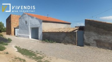 House 4 Bedrooms in Les Torres de Sanui