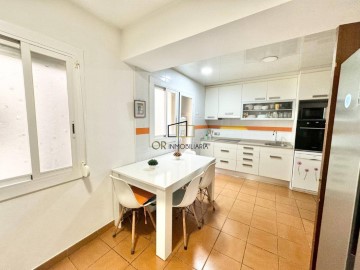 Apartamento 3 Quartos em Centre Vila