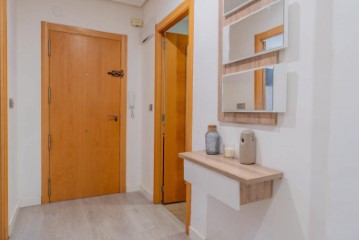 Apartment 3 Bedrooms in Elche Ciudad