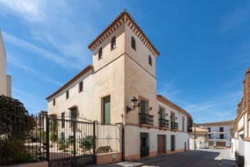 House 8 Bedrooms in Ugíjar