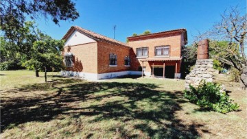 Casa o chalet 6 Habitaciones en Allende el Río