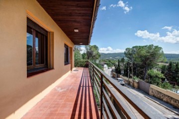 House 4 Bedrooms in La Torre