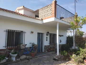 Casa o chalet 4 Habitaciones en Algarga