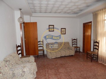 House 5 Bedrooms in Aielo de Malferit