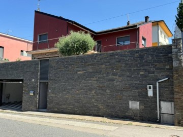 Maison 4 Chambres à Montferrer