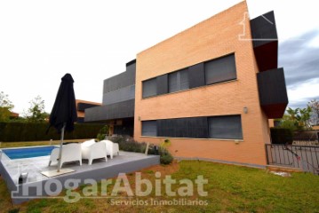 House 5 Bedrooms in Torre en Conill-Cumbres de San Antonio